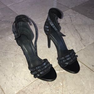 Joie heels!